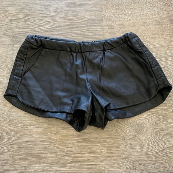 3 for $50 | ZARA pleather shorts - Picture 2 of 7